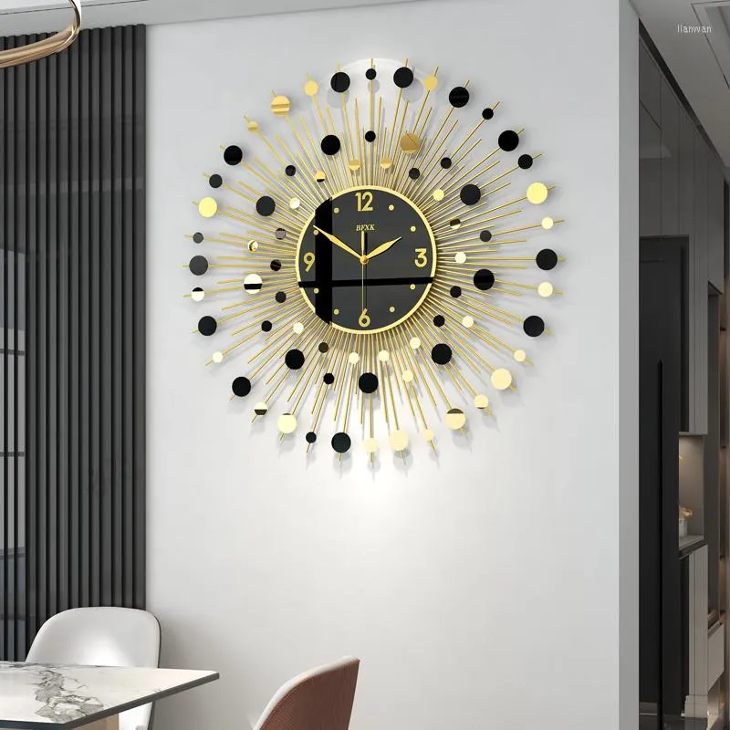 Horloge murale ronde en metal-70cm-forme soleil dore-noir - Image 3