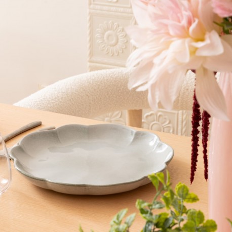 Assiette plate ronde en porcelaine -26cm-forme fleur Aude vert céladon