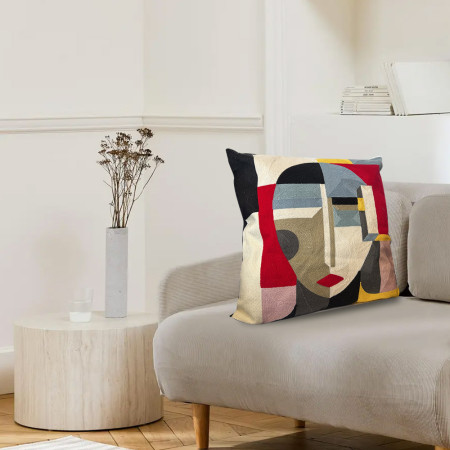 COUSSIN DECORATIF-45X45CM-BLANC MOTIF VISAGE DE FEMME-MULTI – Image 3