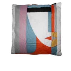 Coussin decoratif-45x45cm-motif visage de femme abstrait-blanc-orange-multi