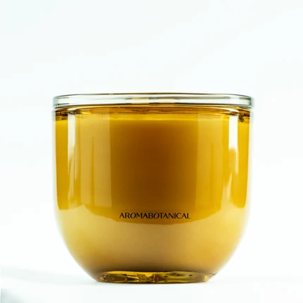 leafi-vanilla-musk-allure-candle-400g-hero