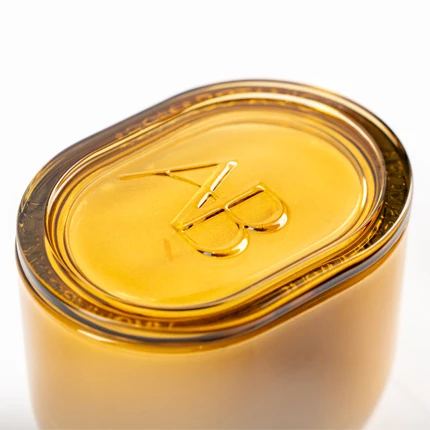 leafi-vanilla-musk-allure-candle-400g-top-view